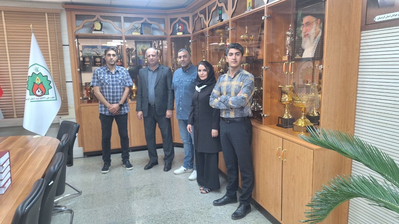 نشست مدیرکل ورزش و جوانان کردستان با هیئت تنیس